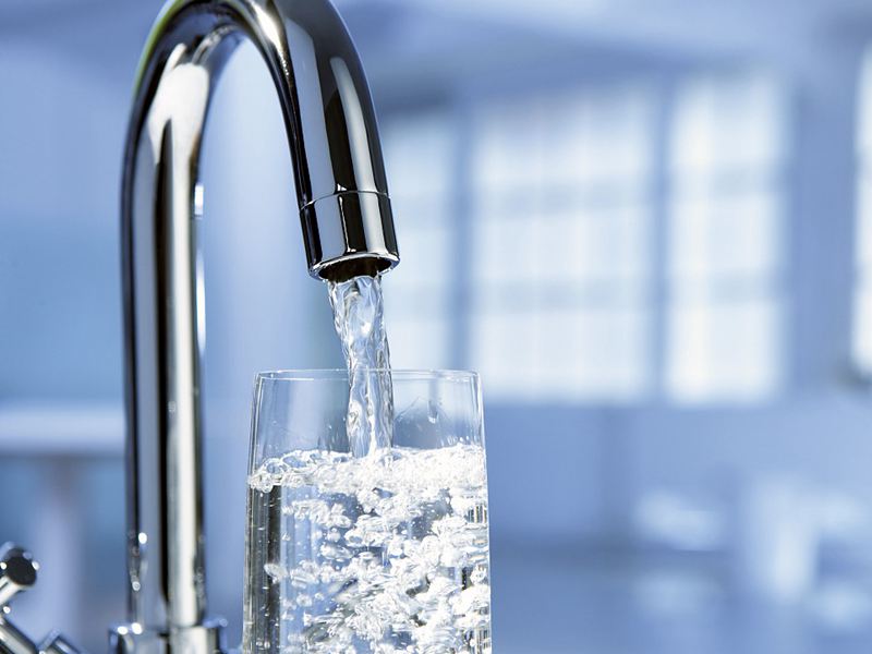 家用净水器避免水质二次污染