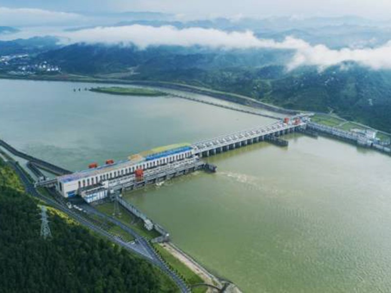 湘江长沙综合性枢纽工程项目将完成“一蓄二通”(蓄水、航运、通桥)